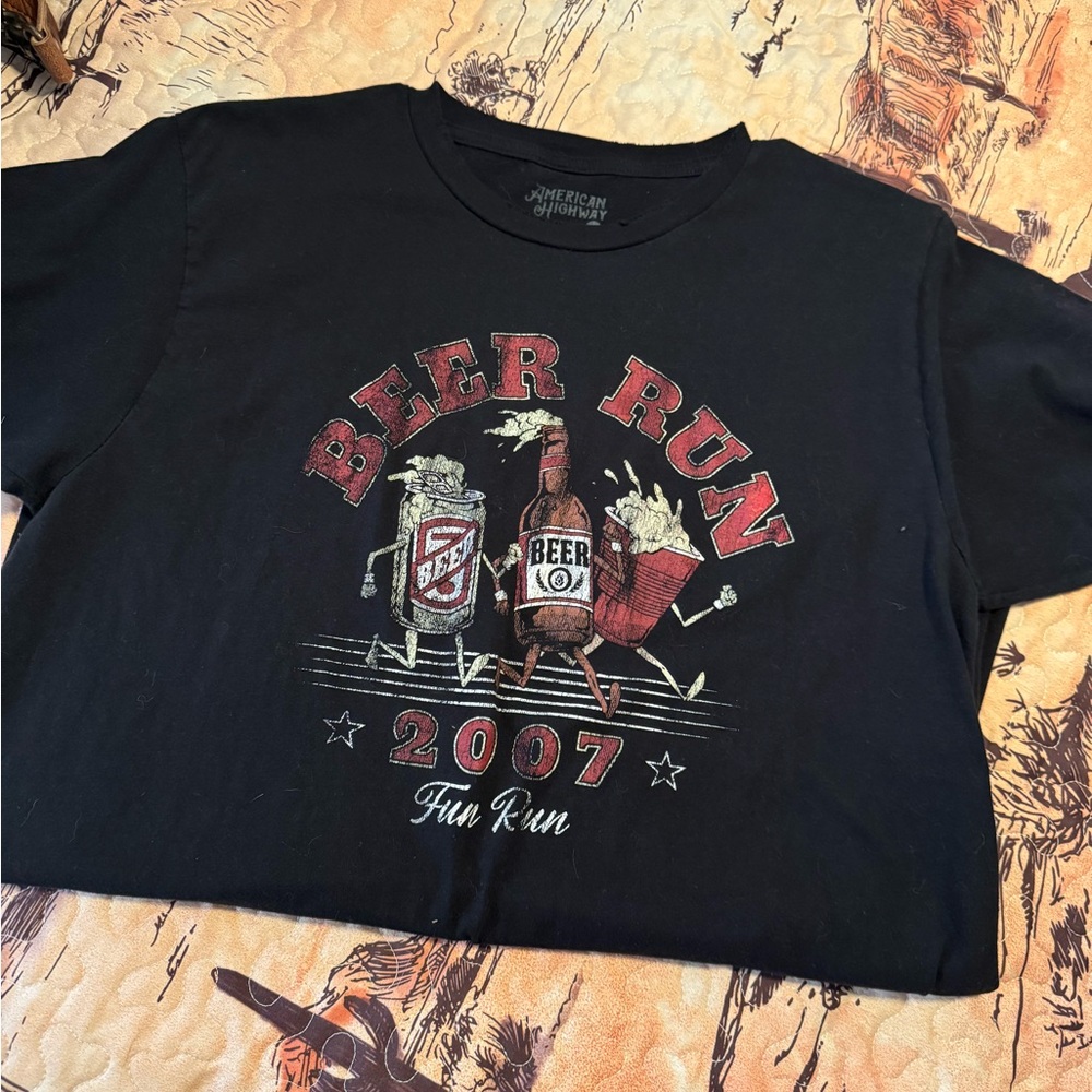 graphic tee